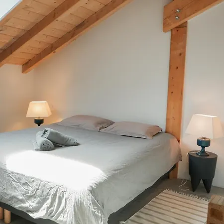 Bed & Breakfast Haixpia, Les D'hotes