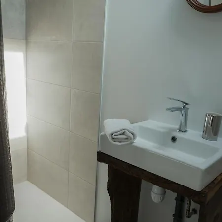 Bed & Breakfast Haixpia, Les D'hotes