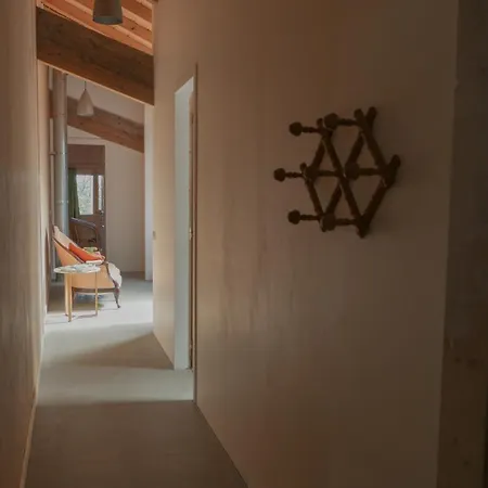 Haixpia, Les D'hotes Bed & Breakfast