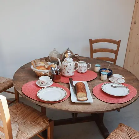 Haixpia, Les D'hotes 3*