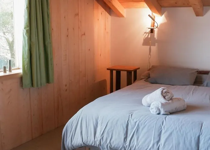 Haixpia, Les D'hotes Bed & Breakfast